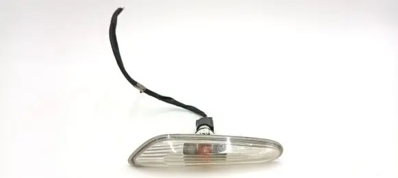 BMW 5 E60 E61 Front fender indicator light 63137165742 7165742