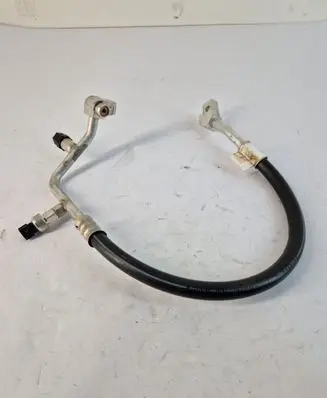 Air conditioning (A/C) pipe/hose