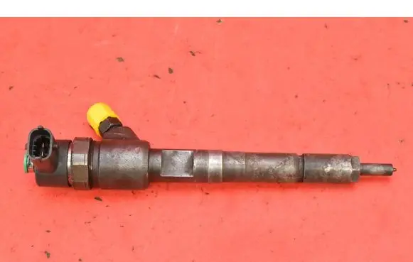 Opel Meriva A Fuel injector 0445110183