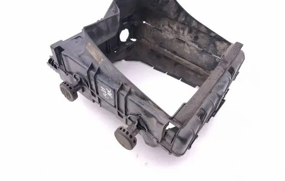 Mercedes-Benz E AMG W213 Intercooler air channel guide A2135051800