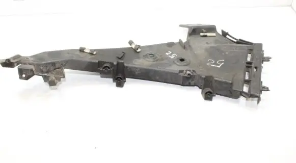 Audi Q7 4L Front bumper mounting bracket 4L0807284
