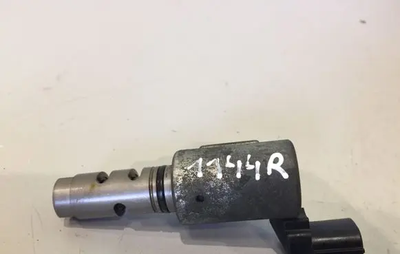 Volvo S60 Camshaft vanos timing valve 4M5G6L713AE
