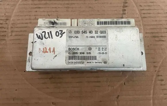 Mercedes-Benz E W211 ESP (stability system) control unit 0335454032 0265109515 DKEB08031623