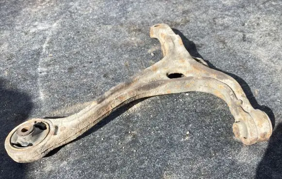 Honda Accord Front lower control arm/wishbone