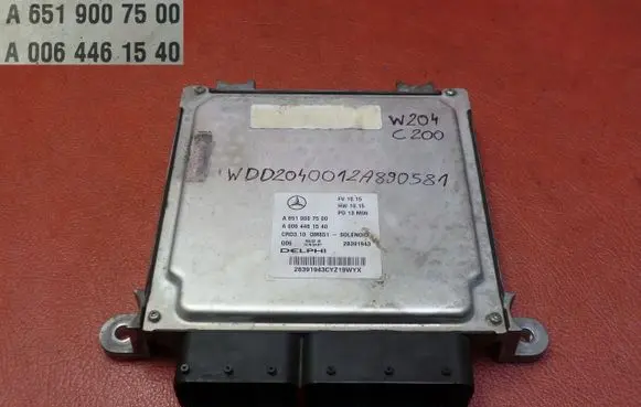 Mercedes-Benz C W204 Engine control unit/module A6519007500 A0064461540