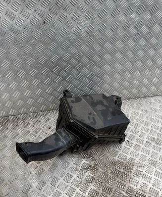 Volvo XC60 Air filter box 31474862