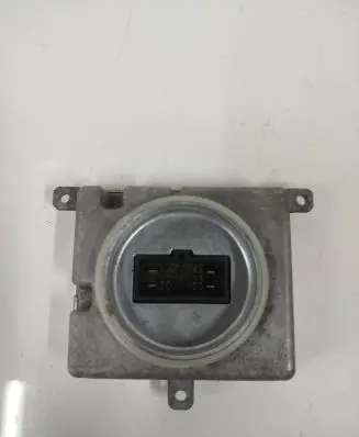 Opel Astra K Headlight ballast module Xenon 3110317070030 695085258 39077813