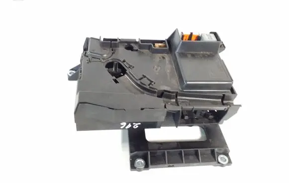 Audi Q7 4L Fuse module 7L0937548C 4L0937555A