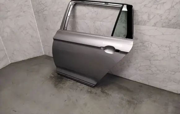 Volkswagen PASSAT B8 Rear door 3G9833311F