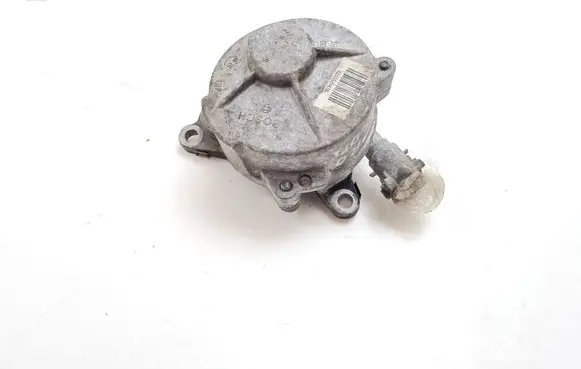 Opel Vivaro Vacuum pump 8200520476