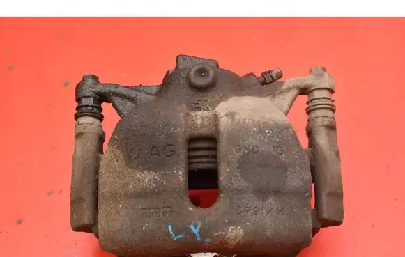 Skoda Octavia Mk3 (5E) Front brake caliper 
