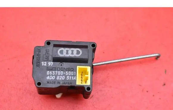 Audi A8 S8 D2 4D Air flap motor/actuator 4D0820511A