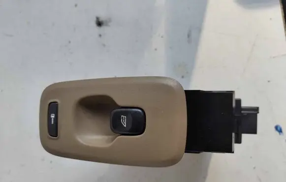 Volvo XC90 Electric window control switch 30737519