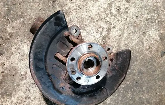 Volvo XC60 Front wheel hub