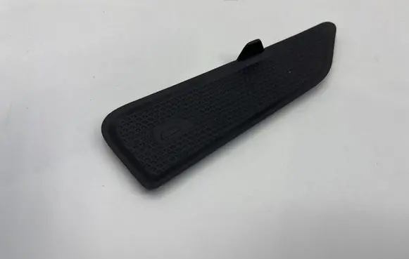 Cupra Formentor Central console drawer/shelf pad 5FC857494B 960337000