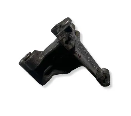 Volkswagen Golf III Engine mounting bracket 028145531C