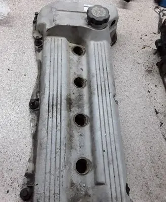 Cadillac STS Seville Rocker cam cover 1647201