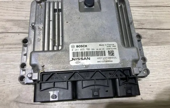 Nissan Micra K14 Engine control unit/module 0281035706