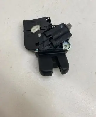 Audi A4 S4 B8 8K Tailgate/trunk/boot lock/catch/latch 4F5827505D