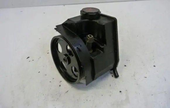 Peugeot 206 Power steering pump 9631411580
