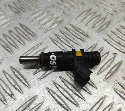 Fuel injector