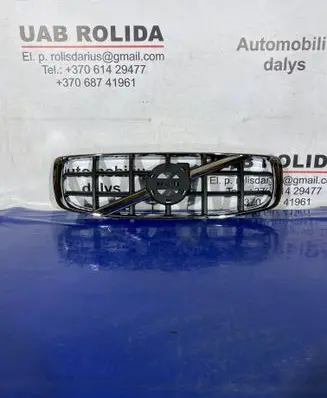 Volvo XC70 Front bumper upper radiator grill 
