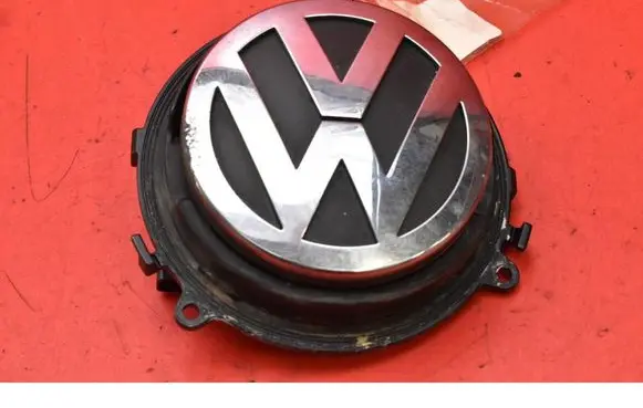 Volkswagen PASSAT B6 Tailgate/trunk/boot exterior handle 1K0827469E