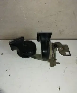 BMW 5 E60 E61 Horn signal