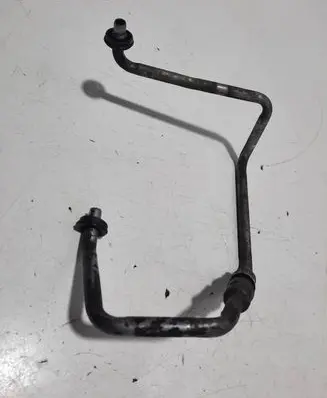 Mercedes-Benz C AMG W204 Gearbox oil cooler pipe/hose A2045280924