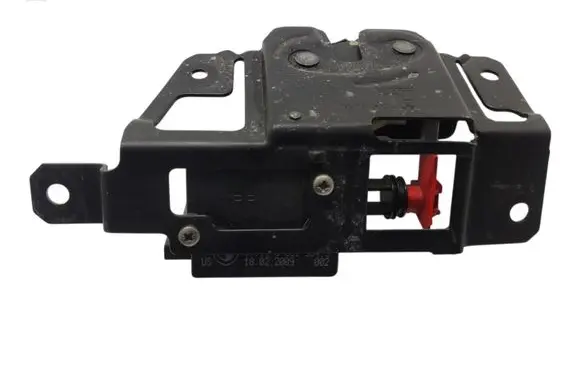 Tailgate/trunk/boot lock/catch/latch
