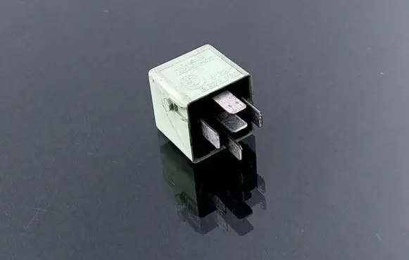 BMW 5 E60 E61 Other relay V23134K59X312 61368373700 8373700