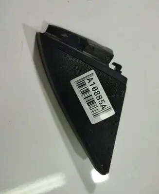 Mercedes-Benz CLS C219 Side speaker trim/cover A2197250198