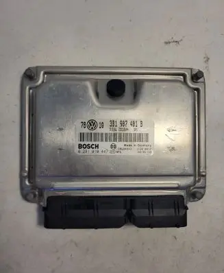 Volkswagen PASSAT B7 Engine control unit/module 3B1907401B 28SA4843 0281010447
