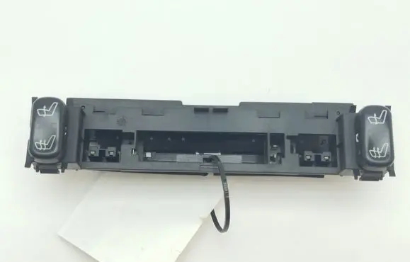 Mercedes-Benz E W210 Seat heating switch 2108200151