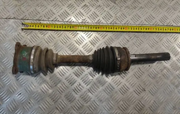 Mitsubishi L200 Front driveshaft