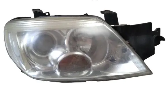 Mitsubishi Outlander Headlight/headlamp 8301A088 MN190170