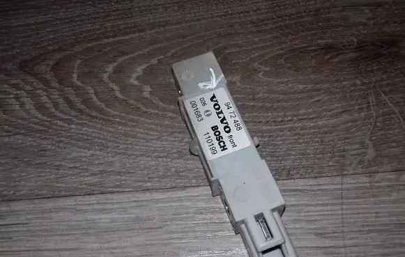 Volvo S80 Airbag deployment crash/impact sensor 001683 9472488 110199