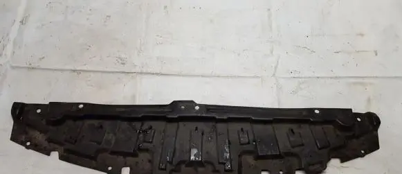 Mazda 3 I Engine splash shield/under tray