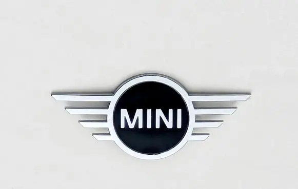Mini Cooper Countryman F60 Rubber seal tailgate window/glass 51147481901