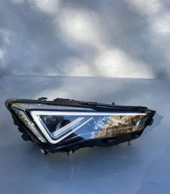 Seat Tarraco Headlight/headlamp 5FJ941007