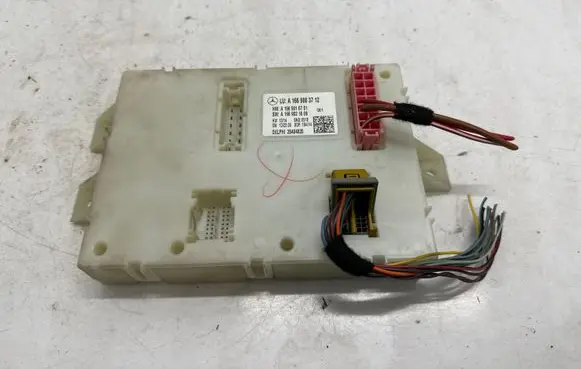 Mercedes-Benz ML W166 SAM control unit A1669003712 A1669016701 A1669021606