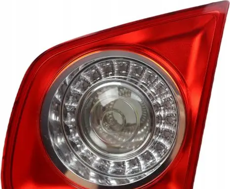 Volkswagen Jetta V Tailgate rear/tail lights 1K5945094