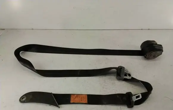 Volkswagen Golf II Rear seatbelt 193857805A 0443895 0433307