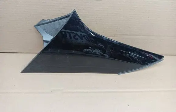 Tailgate/trunk spoiler