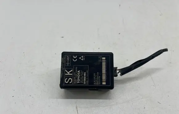 Toyota Hilux VIII Door central lock control unit/module 897400K310