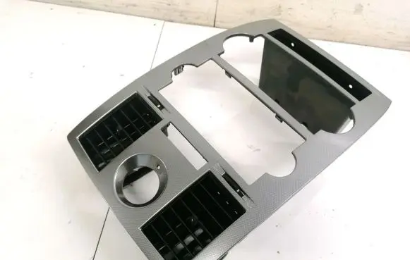 Dash center air vent grill