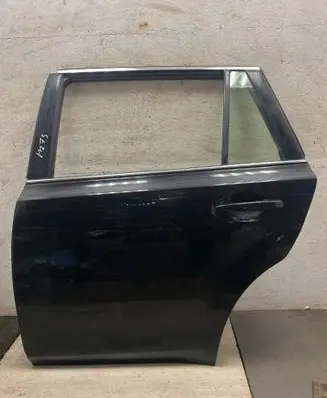 Subaru Legacy Rear door