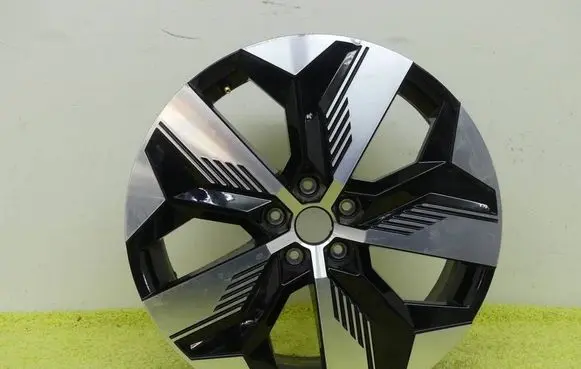 Renault Megane E-Tech R20 alloy rim 43001816R