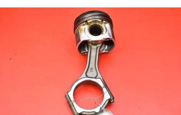Subaru Legacy Piston 