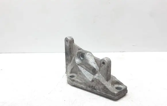 BMW 3 E90 E91 Fuel pump bracket 7805421 13517805421